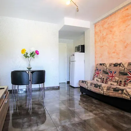 Awesome In W/ 1 Bedrooms Apartment