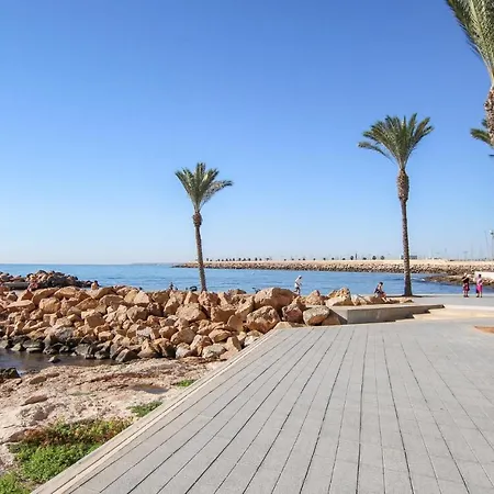 Awesome In W/ 1 Bedrooms Apartman *